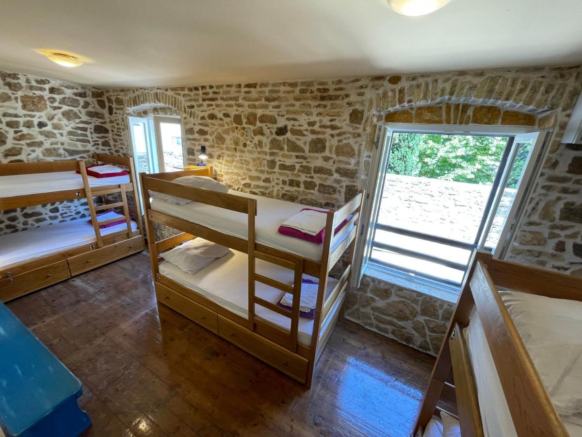 Tequila Bar Hostel (Adults Only) Zadar Extérieur photo