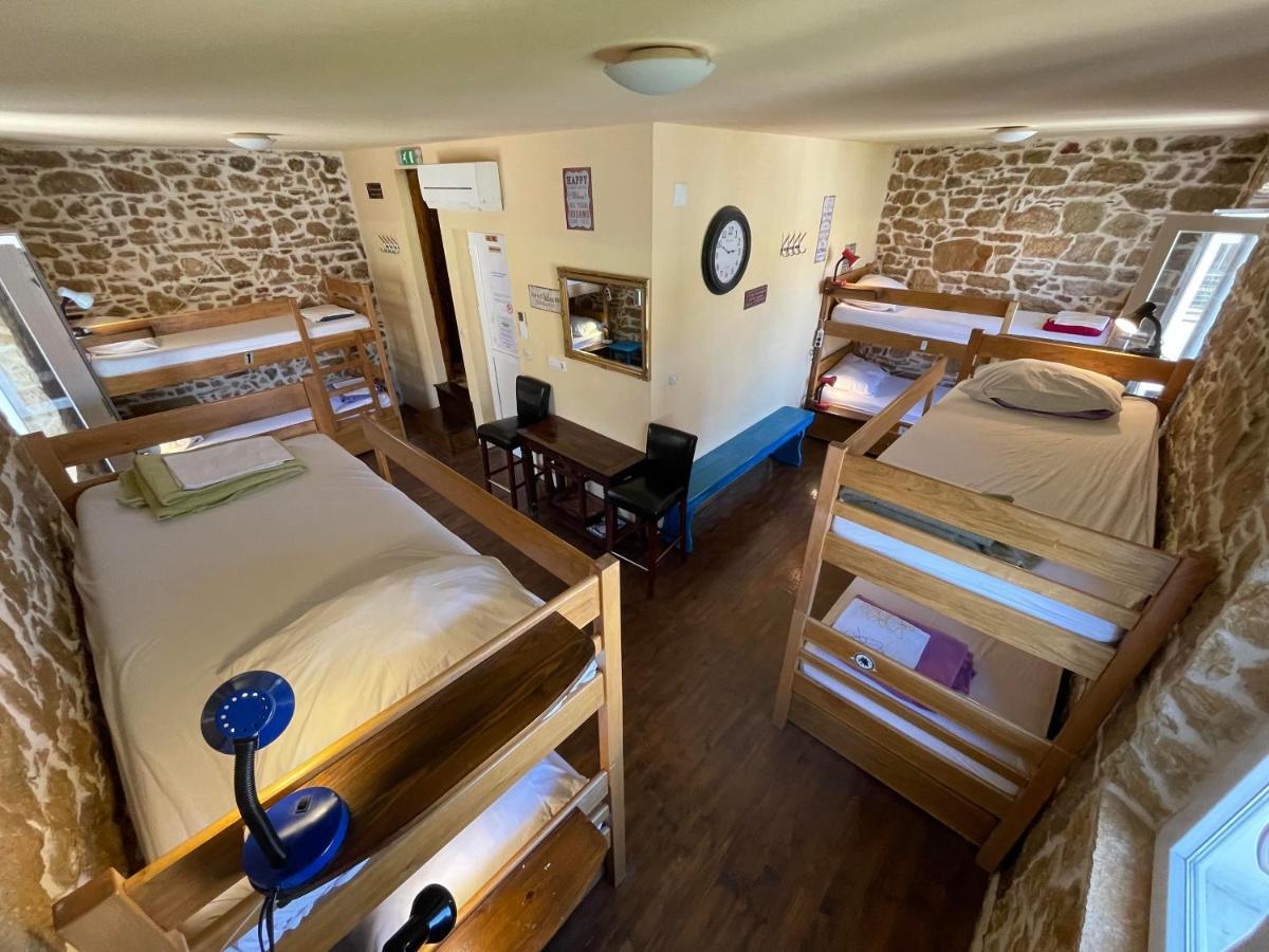 Tequila Bar Hostel (Adults Only) Zadar Extérieur photo